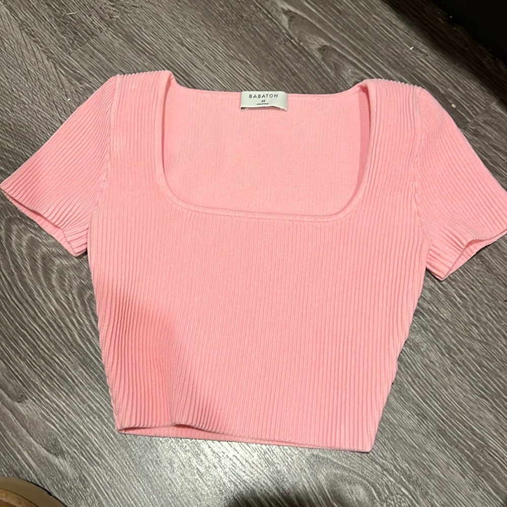 Aritzia Babaton pink top